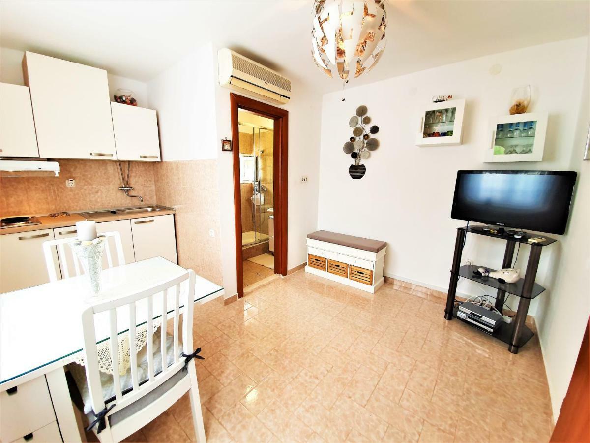 Apartments T&M Vinišće المظهر الخارجي الصورة